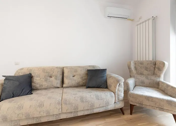 Eva - Bright Apt With Balcony Near Veranda Mall Bucureşti