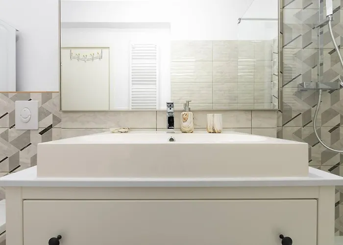 Eva - Bright Apt With Balcony Near Veranda Mall Bucureşti